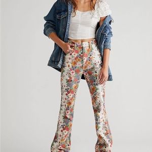 Wrangler Floral Jeans
